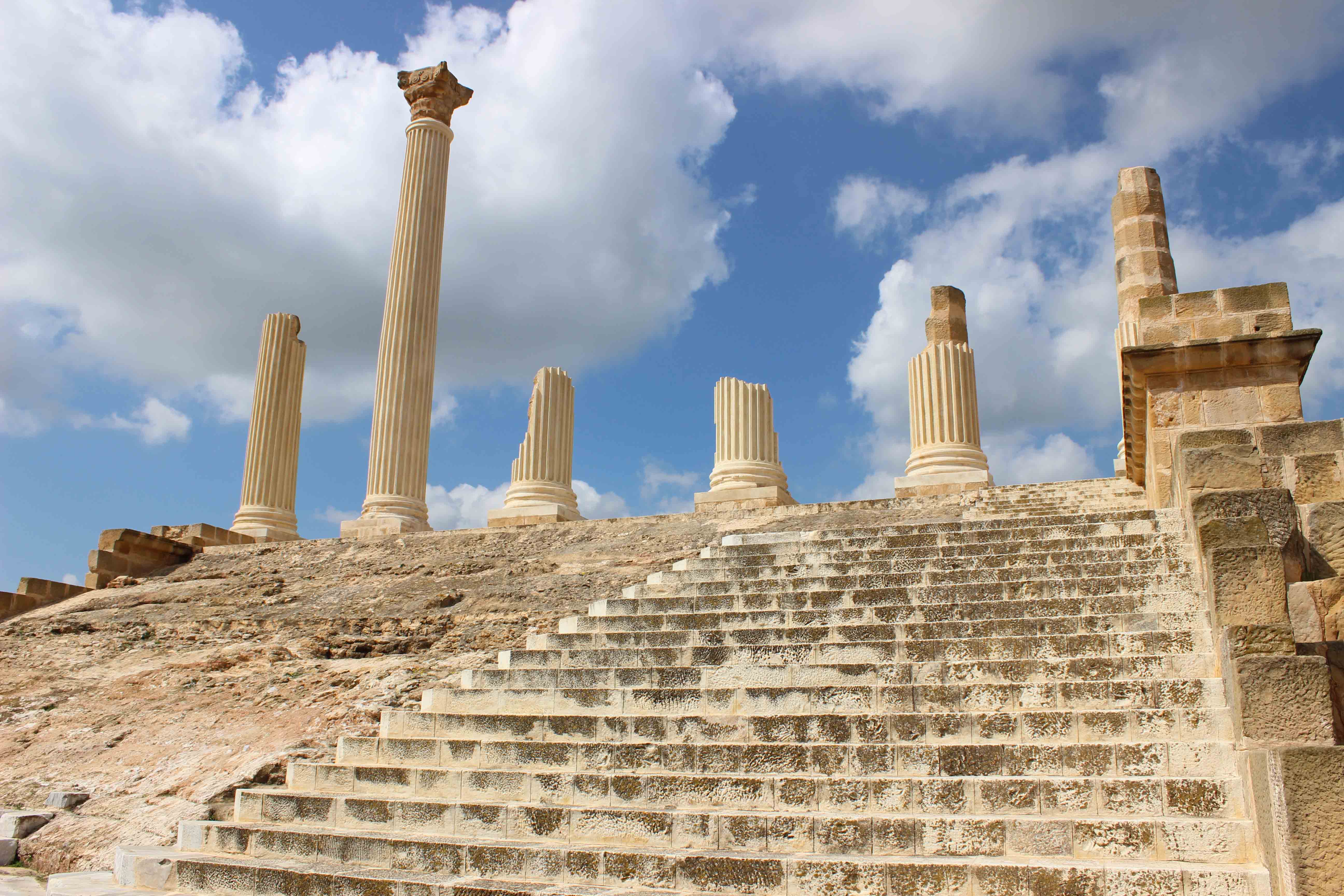 site archéologique d'Oudhna, Capitole (Tunisie)