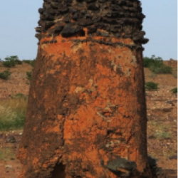 Les sites de métallurgie ancienne de réduction du fer dans les espaces bosse et bai (Ronguin, Towega, Yamane, Kindbo, Bekuy, Douroula)